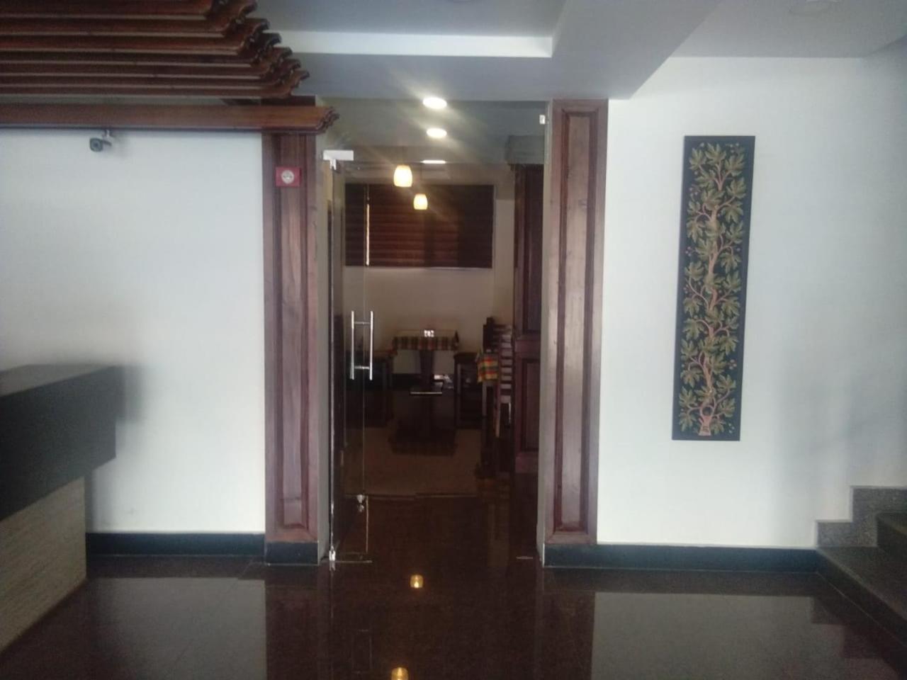 Hotel The Valley View Kashmir Srīnagar Dış mekan fotoğraf