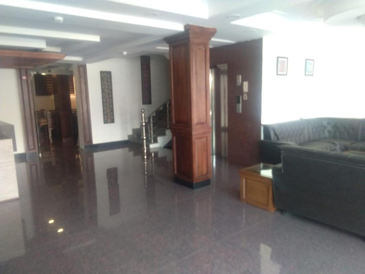Hotel The Valley View Kashmir Srīnagar Dış mekan fotoğraf